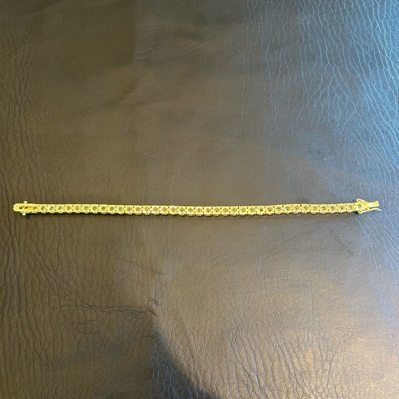 Brand New 5mm 8 Inch Gold Tennis Bracelet | VVS1 Moissanite - Picture 8 of 8